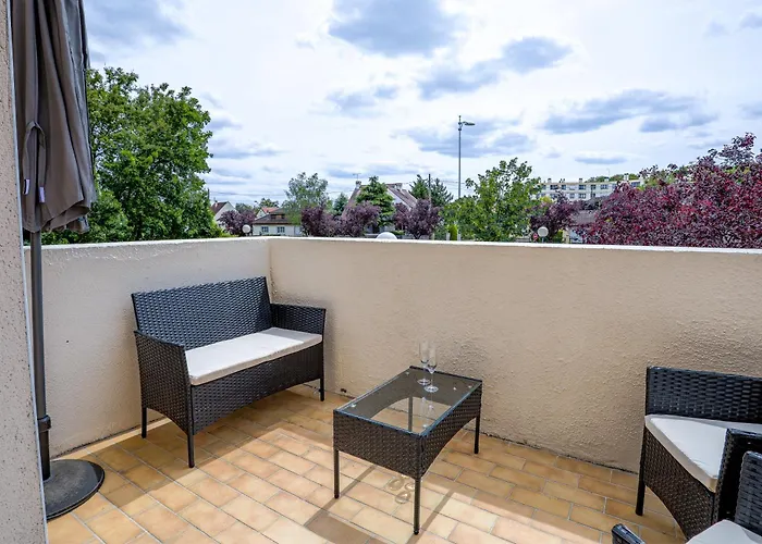 Evasion Cosy En Bord De Seine